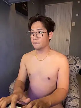 Titanryu online show from April 3, 2026, 5:27 am