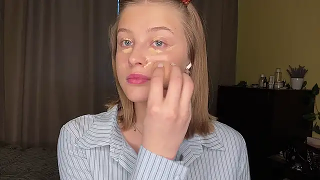 MercyShadows online show from April 3, 2026, 1:31 pm