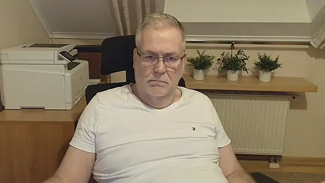 buddybear 1968 online show from March 27, 2026, 9:47 pm