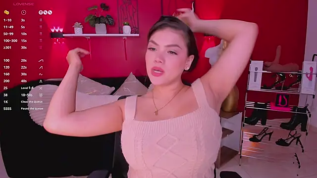 Sofia Velvetx online show from May 24, 2026, 2:44 pm