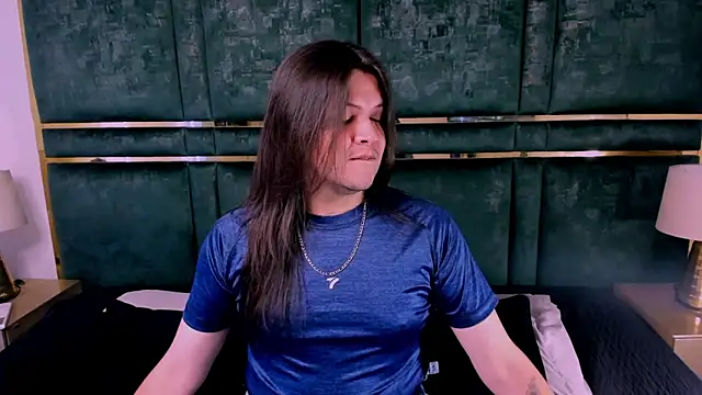 MatthewDavis  online show from May 9, 2026, 12:10 pm