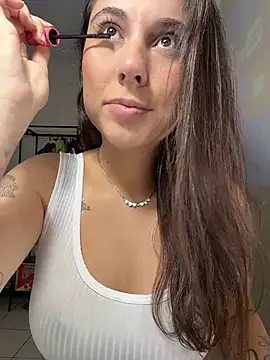 Carolzinhalux69 online show from May 29, 2026, 5:00 pm