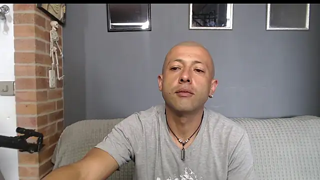  bonnie and clyde online show from July 11, 2026, 9:05 pm