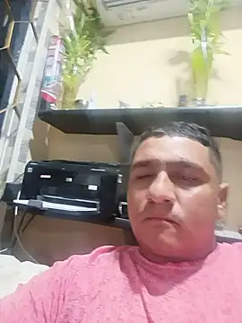 luis20212 online show from June 12, 2026, 2:54 am