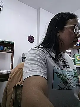 Violeta--7 online show from May 11, 2026, 4:04 pm