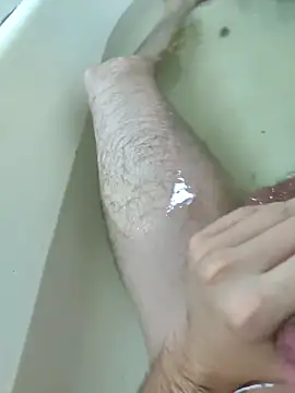 Favesimper online show from April 15, 2026, 5:36 am