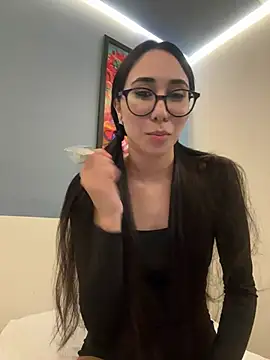 Snapshot of juliacosta chatting on April 7, 2026, 6:52 pm juliacosta online show from April 7, 2026, 6:52 pm