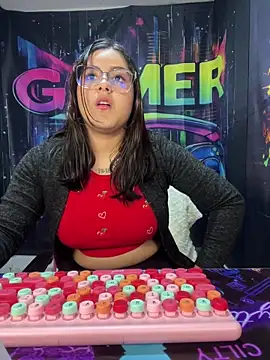 Norabyxxx online show from March 28, 2026, 3:28 am