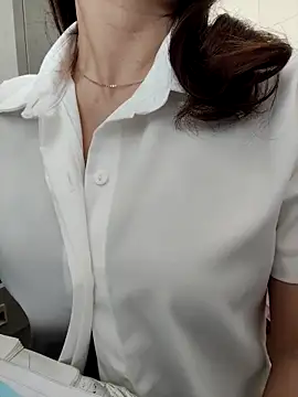 Easyly0 online show from March 30, 2026, 9:21 am