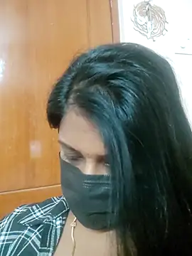 Tamil Hot Thara online show from April 16, 2026, 6:09 pm