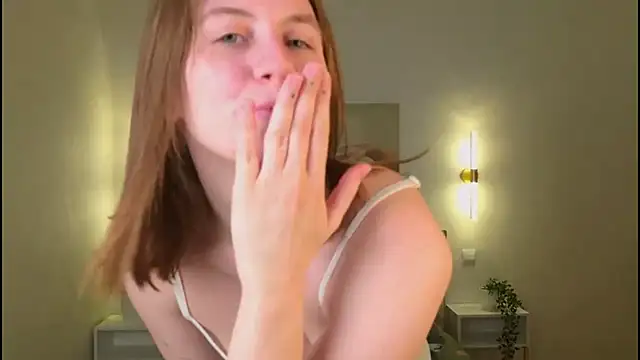 MellyAlfayi online show from March 29, 2026, 7:25 pm