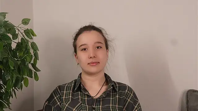 LoreleiRion online show from March 28, 2026, 5:40 am