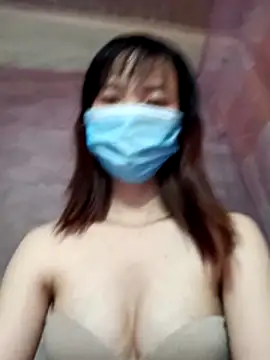 Snapshot of -Lymaya- chatting on March 29, 2026, 12:43 am -Lymaya- online show from March 29, 2026, 12:43 am