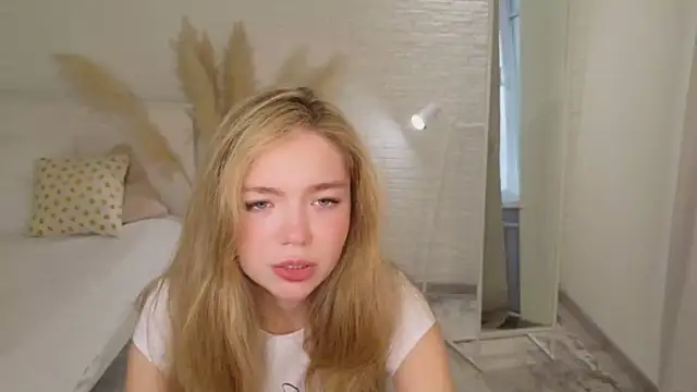 Snapshot of Rita_Shy chatting on June 24, 2026, 2:38 pm Rita Shy online show from June 24, 2026, 2:38 pm