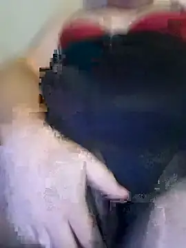 Snapshot of Fernando_carneiro chatting on October 18, 2025, 12:13 am Fernando carneiro online show from October 18, 2025, 12:13 am