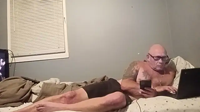 carldhammers online show from July 12, 2026, 6:26 am