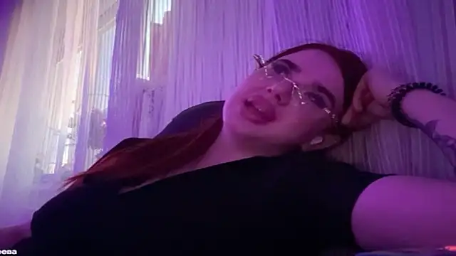 Viola Mendez online show from March 31, 2026, 3:34 pm