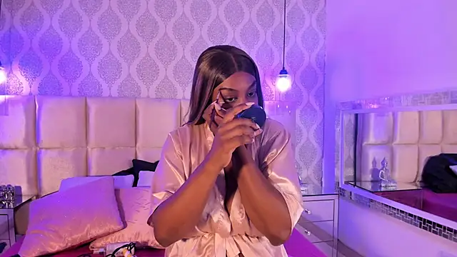 SUSAN-BLUE online show from May 19, 2026, 6:36 pm