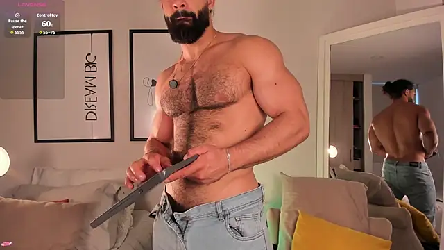 Max strong01 online show from May 5, 2026, 10:18 pm