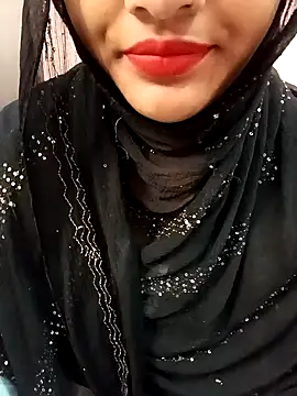Miss Noor   online show from April 26, 2026, 6:33 am