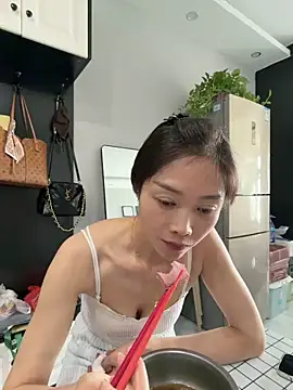 Snapshot of yuanpu0925 chatting on April 3, 2026, 4:32 am yuanpu0925 online show from April 3, 2026, 4:32 am