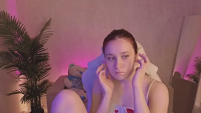 Snapshot of SweetieBlush chatting on May 30, 2026, 12:30 am SweetieBlush online show from May 30, 2026, 12:30 am