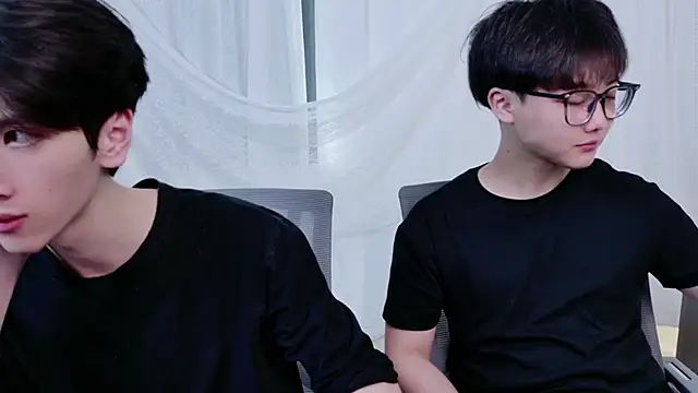 Dkcolo online show from June 2, 2026, 7:43 am