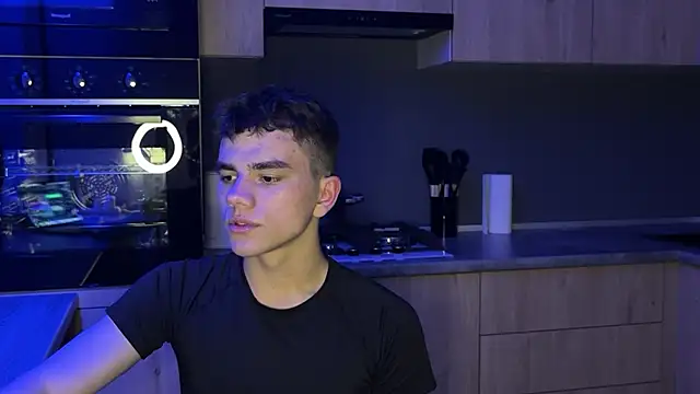 MaxWoolf online show from May 29, 2026, 5:55 pm