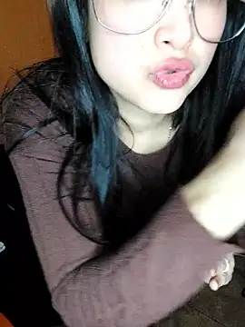 Steffanny2026 online show from May 25, 2026, 5:13 am