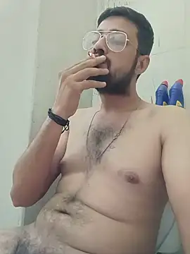herochoclateboy online show from May 29, 2026, 12:52 am