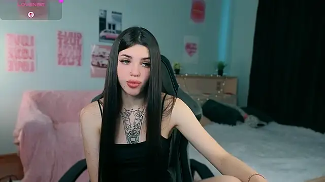 Snapshot of molly_rettyy chatting on July 10, 2026, 4:17 am molly rettyy online show from July 10, 2026, 4:17 am