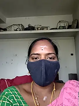 Snapshot of Tamil_Sangeetha chatting on June 1, 2026, 6:59 am Tamil Sangeetha online show from June 1, 2026, 6:59 am
