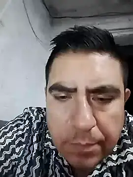Manuel3910 online show from May 4, 2026, 6:09 am