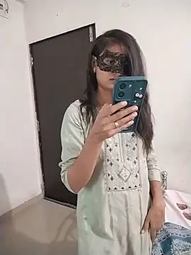 sexy couple liv online show from May 28, 2026, 4:54 am