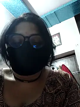 purvi46 online show from April 3, 2026, 7:56 pm