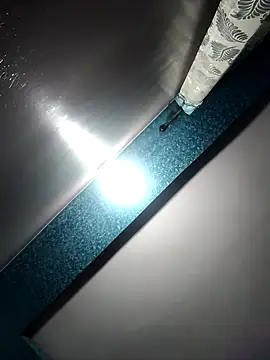 purvi46 online show from April 6, 2026, 6:36 am