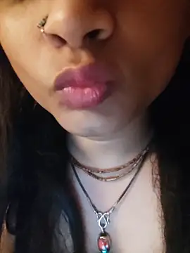 SweetTsAngel online show from April 18, 2026, 4:00 pm