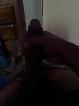 Yamzyy330191 online show from April 22, 2026, 2:40 pm