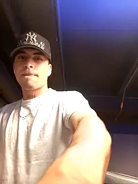Snapshot of nico_herrera__ chatting on April 5, 2026, 5:21 pm nico herrera online show from April 5, 2026, 5:21 pm