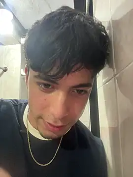 Snapshot of nico_herrera__ chatting on May 21, 2026, 10:17 pm nico herrera online show from May 21, 2026, 10:17 pm