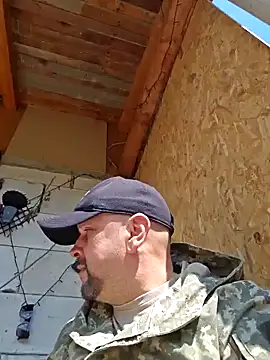 Cristo1982 online show from April 12, 2026, 9:25 am