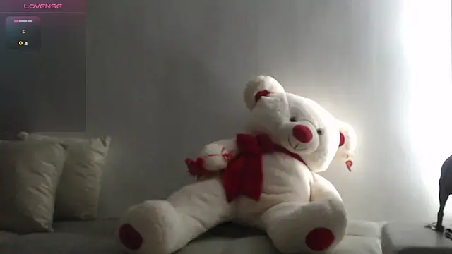 MissDolluxe online show from June 21, 2026, 2:25 am