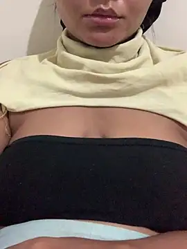 viviboraaaa online show from May 9, 2026, 11:54 pm