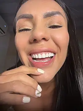SofiParma online show from July 9, 2026, 10:47 pm