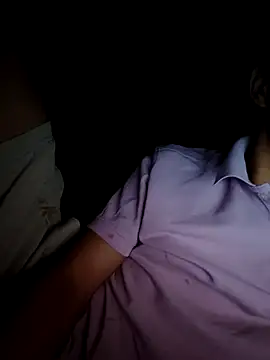 Snapshot of agaaaaaaa chatting on April 3, 2026, 7:23 pm agaaaaaaa online show from April 3, 2026, 7:23 pm