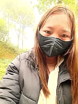 Snapshot of cat-kat chatting on April 2, 2026, 1:47 am cat-kat online show from April 2, 2026, 1:47 am