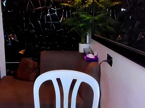  YourBeautifulShemale  online show from April 4, 2026, 8:34 am