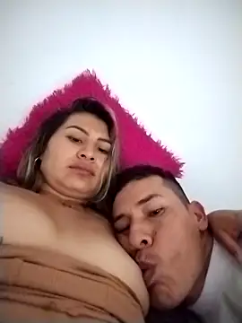 Esty-xxx online show from April 8, 2026, 9:04 pm