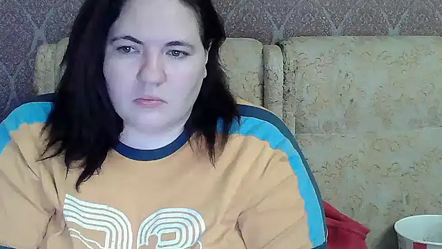 AmirahLaveyQx online show from April 3, 2026, 8:18 pm