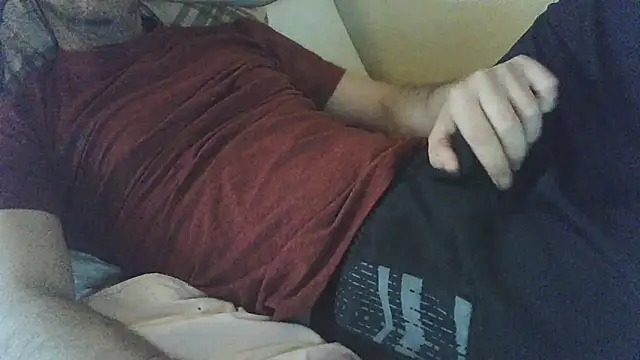 Snapshot of miguel_edg01 chatting on April 30, 2026, 12:22 pm miguel edg01 online show from April 30, 2026, 12:22 pm